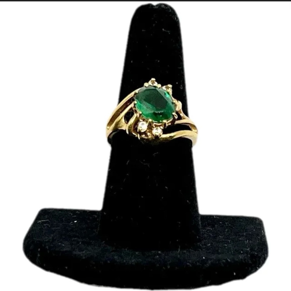 Gold Tone Ring with Emerald Green colored stone-size 9